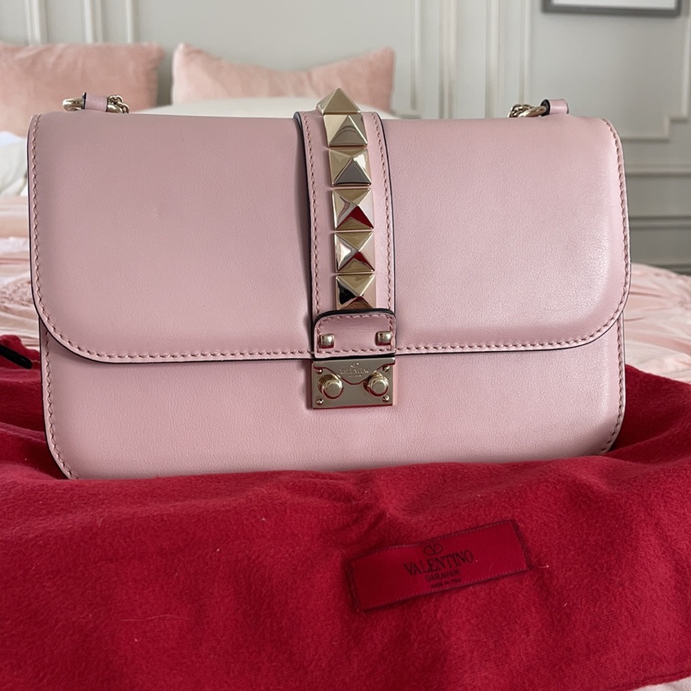 Valentino Vitello Medium Glam Lock Rockstud Flap Pink